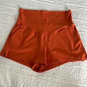 Maternity athletic shorts 🩳